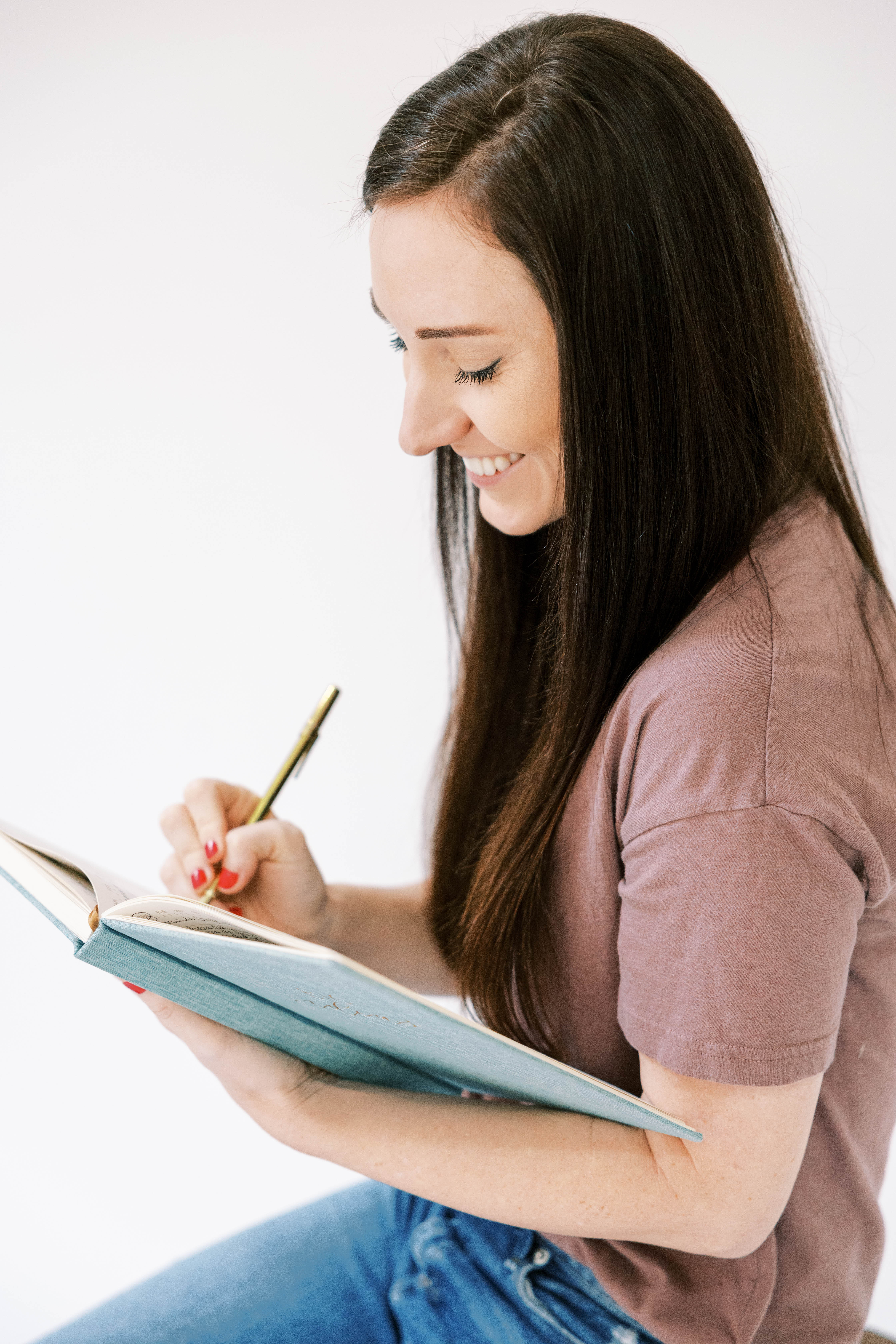 Read more about the article What does a copywriter for photographers do?