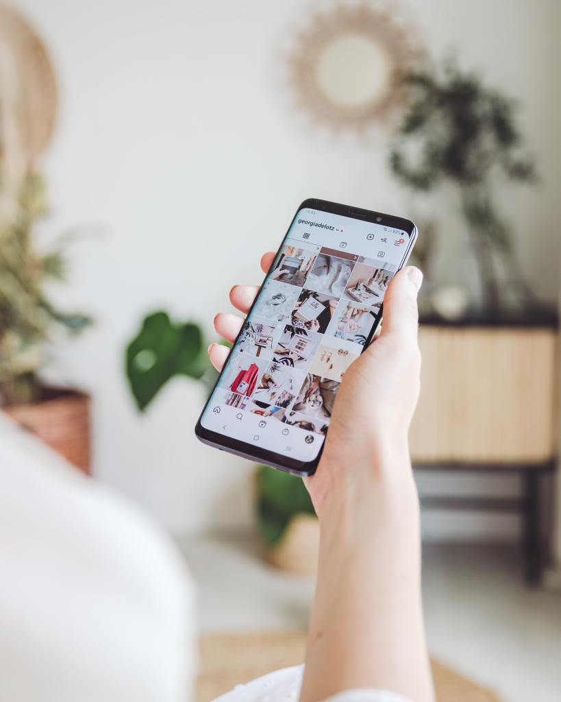 How Photographers Can Thrive on Instagram Thumbnail